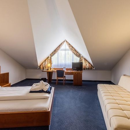 Hotel Paradies Грац Екстериор снимка